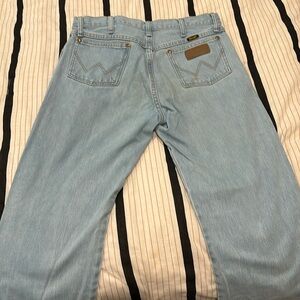 Lightly worn wrangler jeans